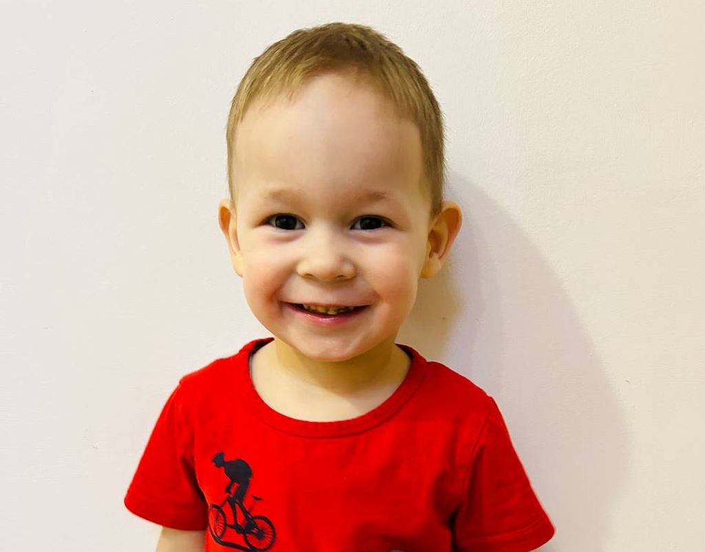 Yarik_2.jpg Yarik_2.jpg