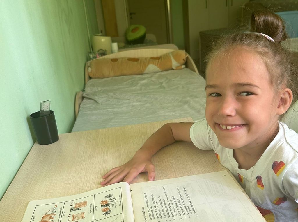 Dasha_sent.jpg Dasha_sent.jpg