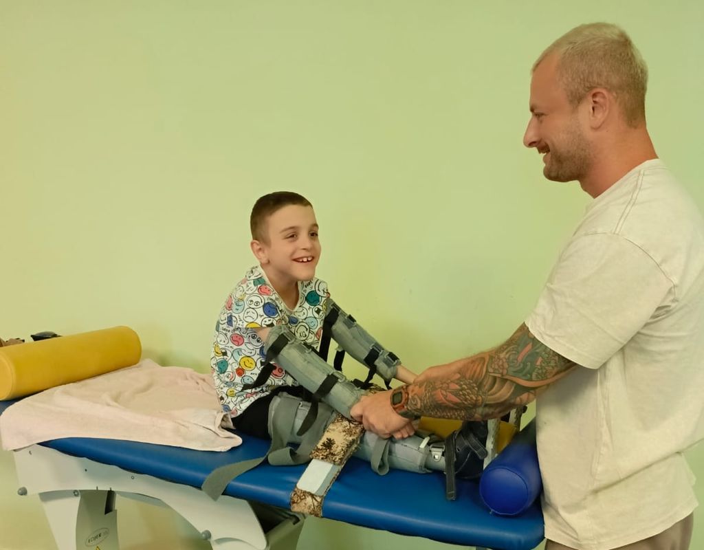 Denis_avg.jpg Denis_avg.jpg