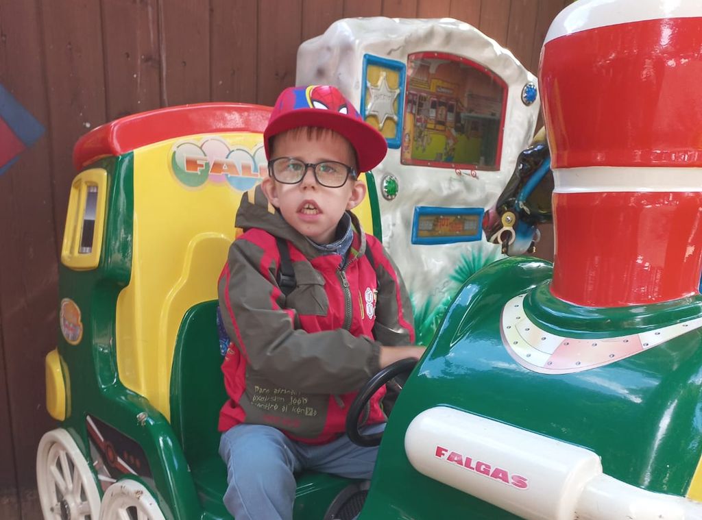 Bogdan_avg.jpg Bogdan_avg.jpg